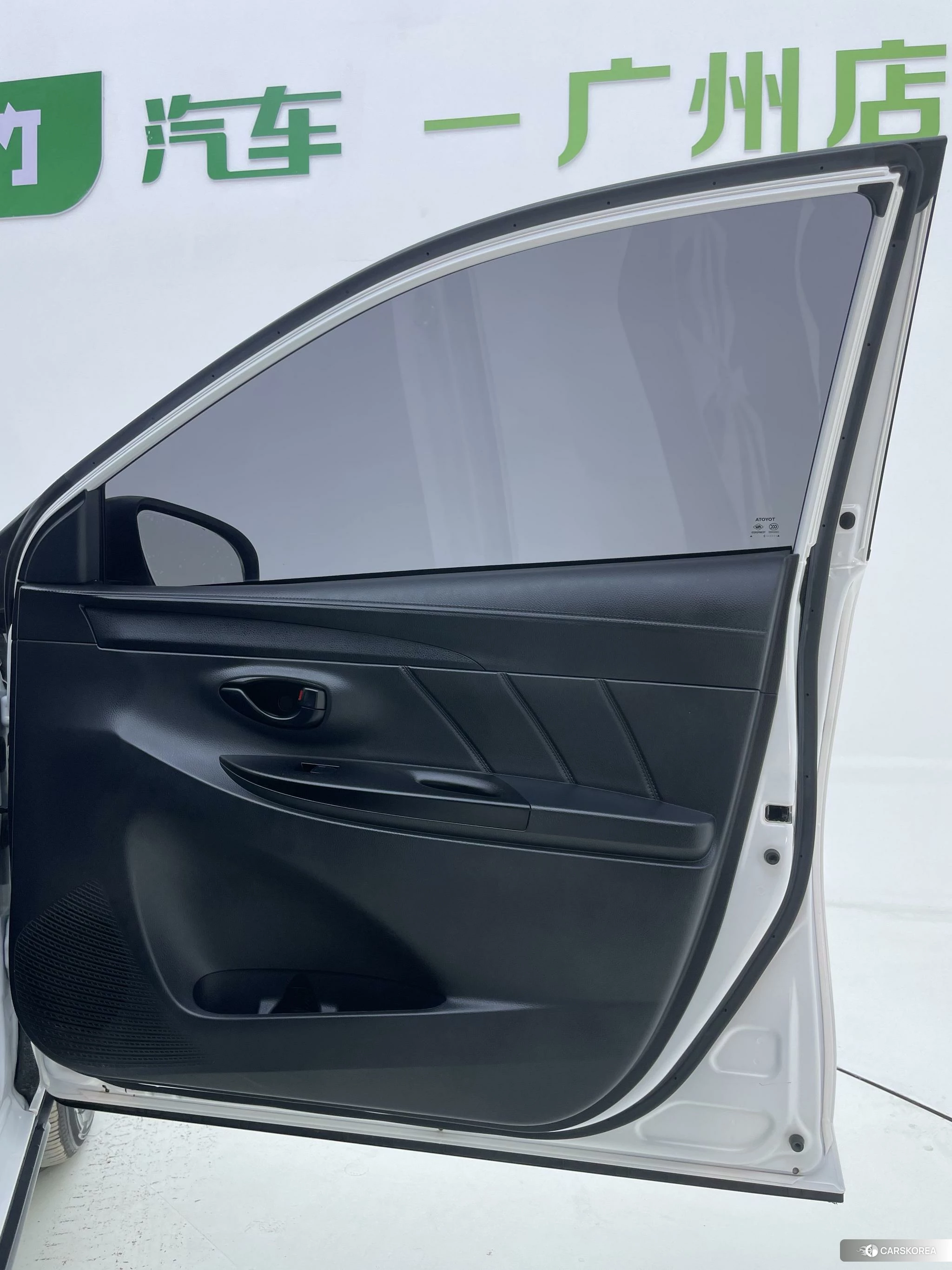 Toyota YARIS L Zhixuan 2021 Белый из Китая, фото 3