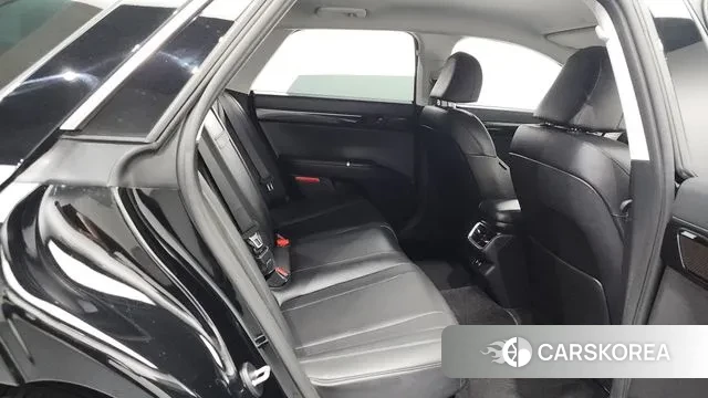 Hyundai Grandeur Hybrid (GN7) 2023 Черный из Кореи, фото 3