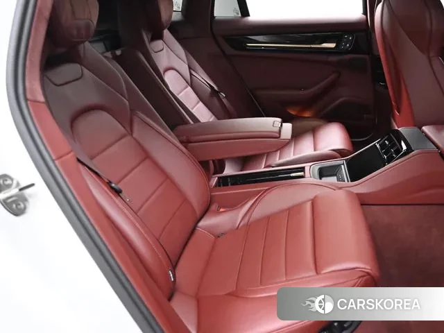 Porsche Panamera (972) 2024 Белый из Кореи, фото 3