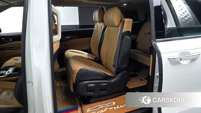 Kia Carnival 4th generation 2022 Белый из Кореи, фото 3