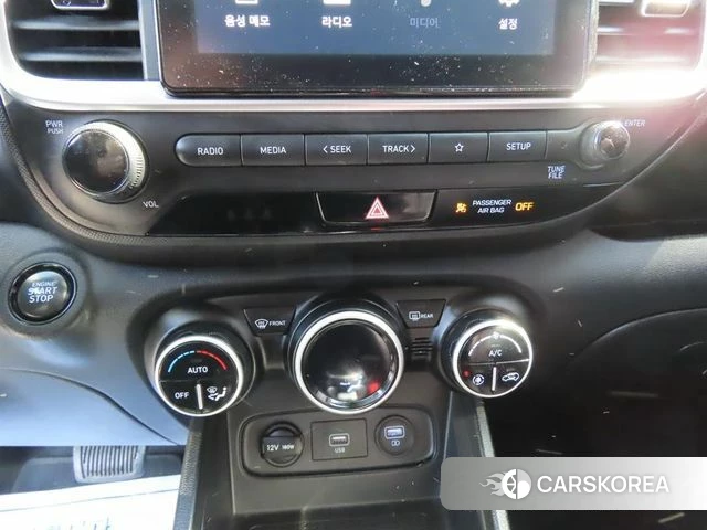 Hyundai Venue 2021 Черный из Кореи, фото 3