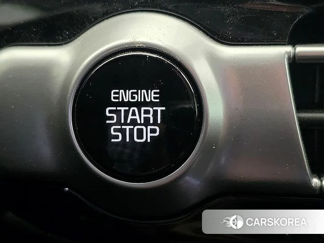 Kia Seltos 2019 Белый из Кореи, фото 3