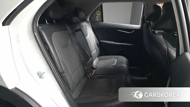 Kia Di Ol Nu Niro 2022 Белый из Кореи, фото 3