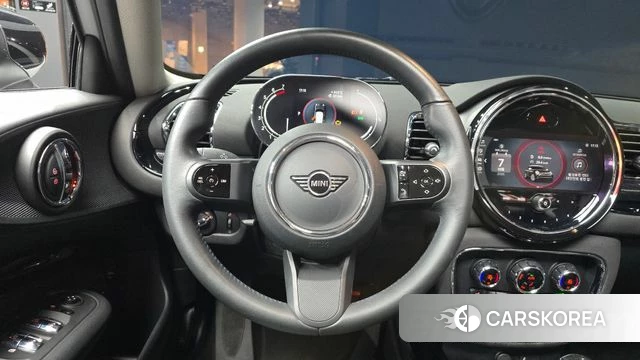 Mini Cooper Clubman 2023 Серебряный из Кореи, фото 3