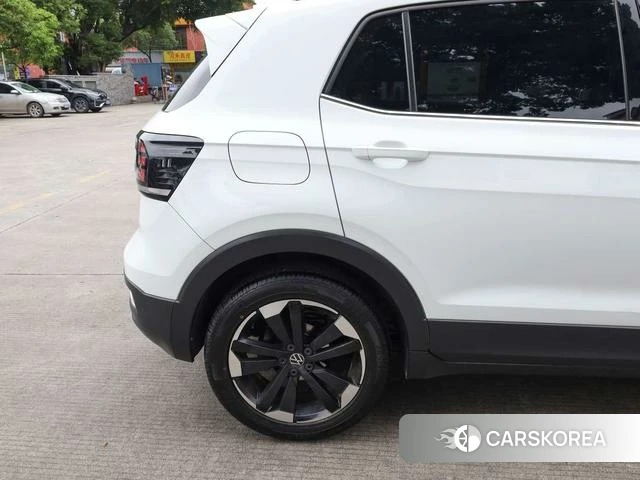 Volkswagen Exploring the shadow 2023 Белый из Китая, фото 3