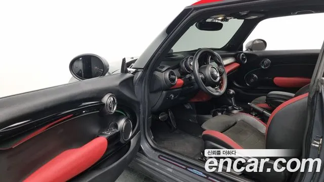 Mini Cooper S id 2650553 из Кореи 3