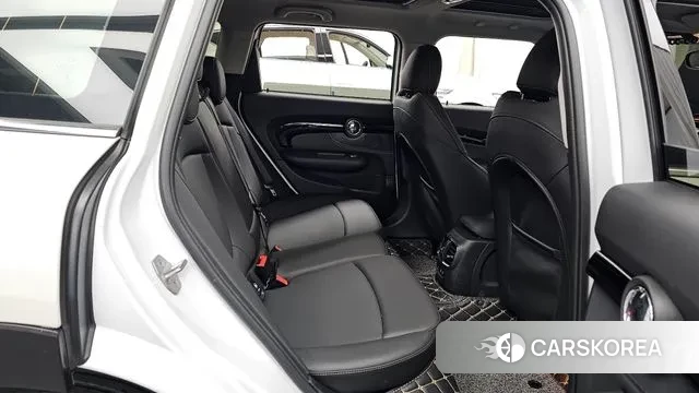 Mini Cooper Clubman 2023 Белый из Кореи, фото 3