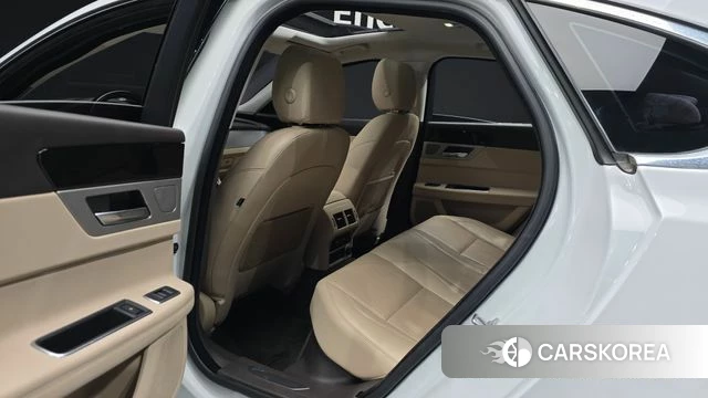 Jaguar XF (X260) 2018 Белый из Кореи, фото 3