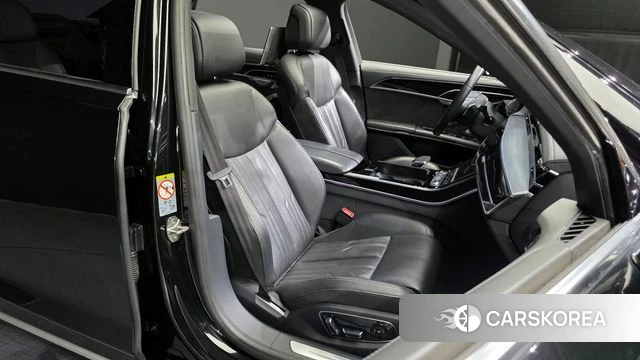 Audi A8 (D5) 2020 Черный из Кореи, фото 3