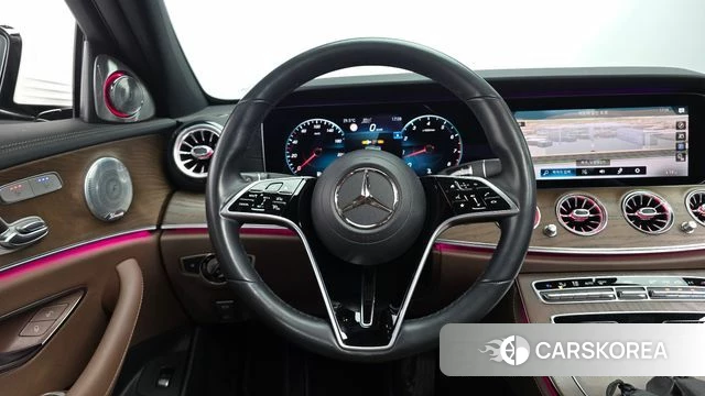 Mercedes-Benz E-Class W213 2021 Белый из Кореи, фото 3