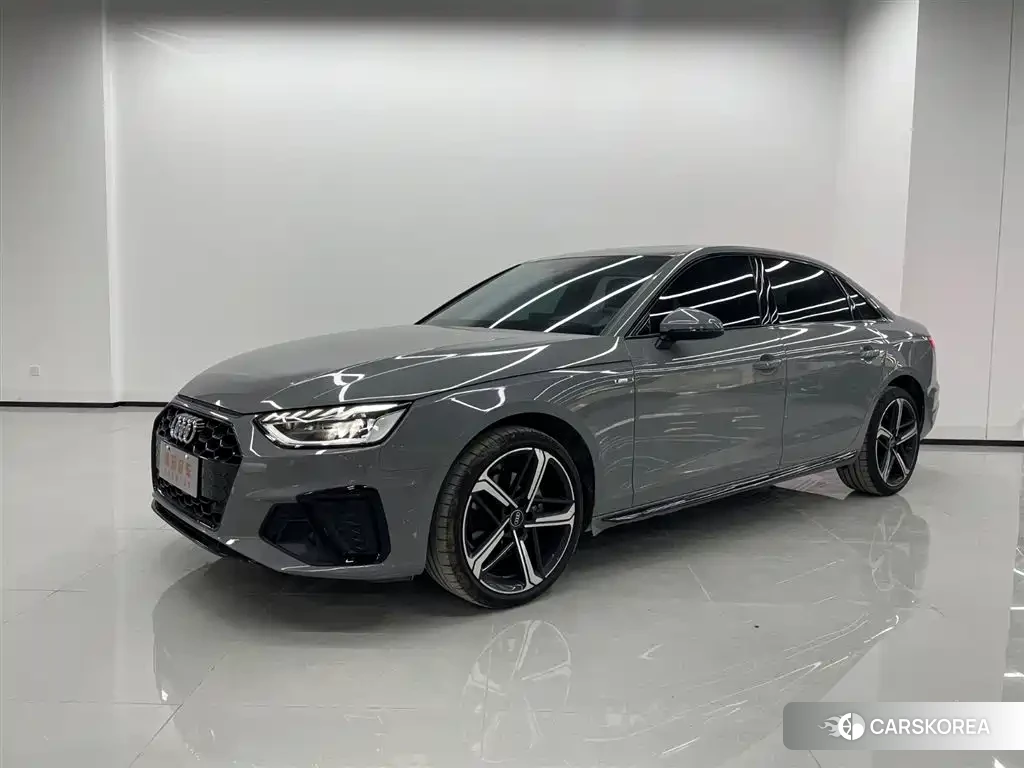 Audi A4L 2025 Silver/gray из Китая, фото 3