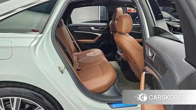 Audi A6 (C8) 2023 Белый из Кореи, фото 3
