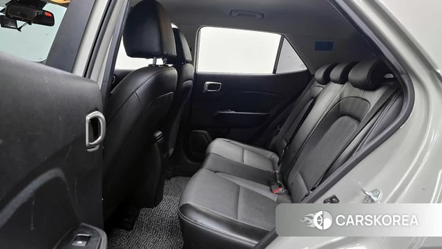 Hyundai Venue 2020 Серебристо-серый из Кореи, фото 3