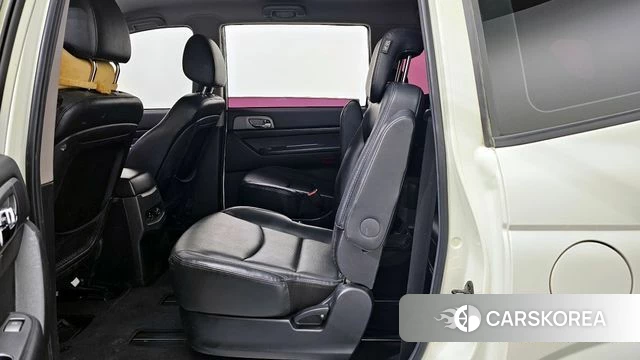 Ssangyong Korando Turismo 2018 Белый из Кореи, фото 3