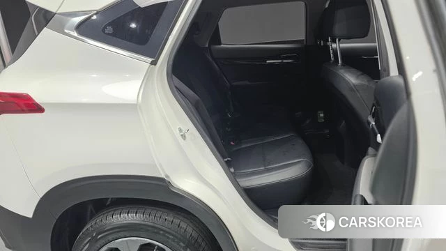 Kia Seltos 2022 Белый из Кореи, фото 3