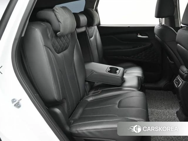 Hyundai The New Santa Fe 2023 Белый из Кореи, фото 3