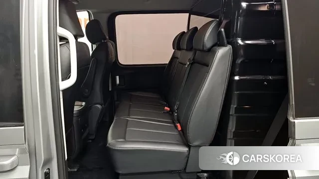 Hyundai Staria 2022 Серебряный из Кореи, фото 3