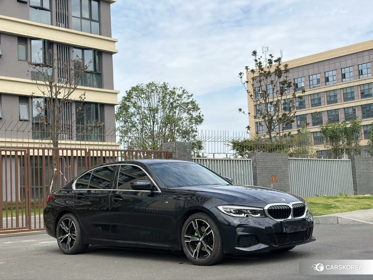 BMW 3 series 2021 Черный из Китая, фото 3