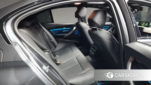 BMW 3 Series (F30) 2018 Серый из Кореи, фото 3