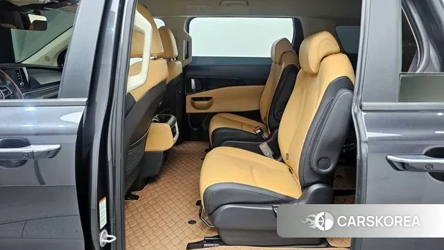 Kia Carnival 4th generation 2023 Серый из Кореи, фото 3
