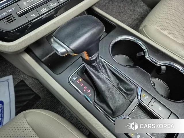 Kia The New Carnival 2018 Серебряный из Кореи, фото 3