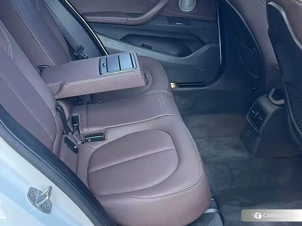 BMW X1 2021 Белый из Китая, фото 3