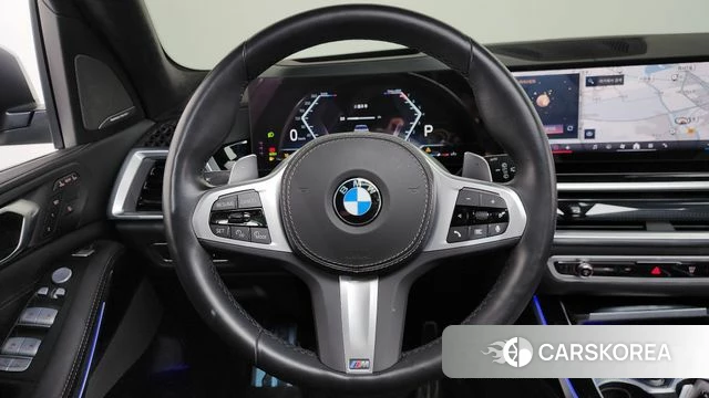 BMW X7 (G07) 2023 Белый из Кореи, фото 3