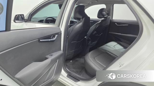Kia Di All New Niro EV 2022 Белый из Кореи, фото 3