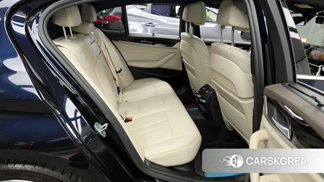 BMW 5 Series (G30) 2019 Черный из Кореи, фото 3