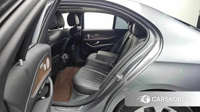 Mercedes-Benz E-Class W213 2019 Серый из Кореи, фото 3