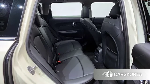 Mini Cooper Clubman 2018 Жемчужный цвет из Кореи, фото 3