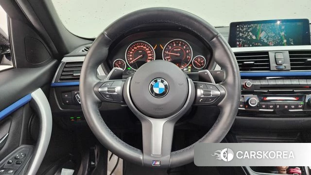 BMW 3 Series (F30) 2018 Белый из Кореи, фото 3