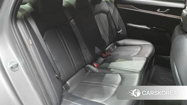 Kia K5 3rd generation 2022 Серебристо-серый из Кореи, фото 3