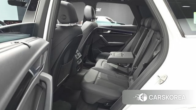 Audi Q5 (FY) 2022 Белый из Кореи, фото 3