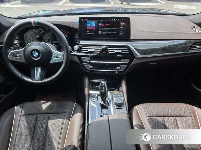 BMW 5 series 2023 Черный из Китая, фото 3