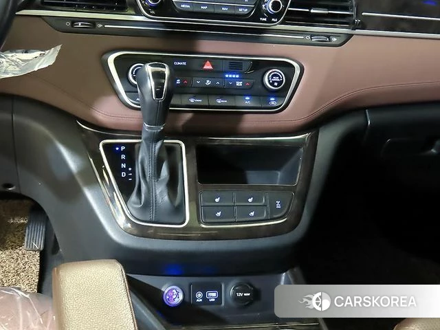 Hyundai The New Grand Starex 2018 Серебряный из Кореи, фото 3