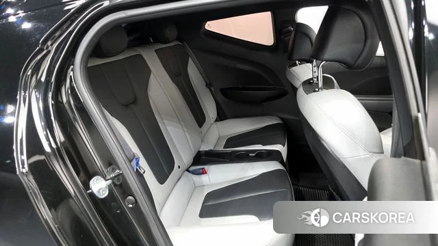 Hyundai Veloster (JS) 2018 Черный из Кореи, фото 3