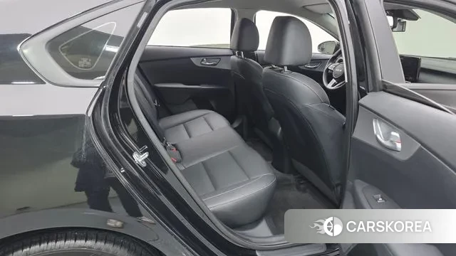 Kia The New K3 2nd generation 2023 Черный из Кореи, фото 3