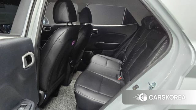 Hyundai Venue 2025 Белый из Кореи, фото 3