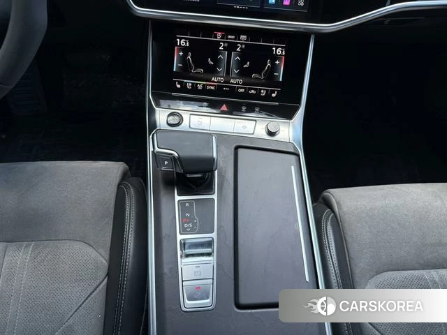 Audi A6L 2023 Черный из Китая, фото 3