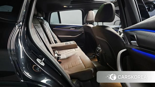 BMW X4 (G02) 2024 Черный из Кореи, фото 3