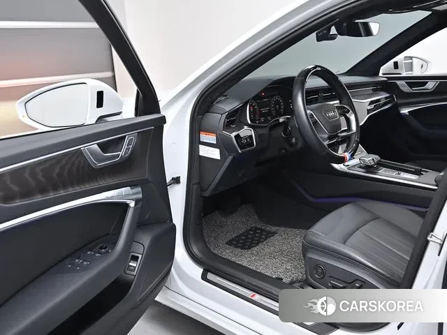 Audi A6 (C8) id 3223728 из Кореи 3