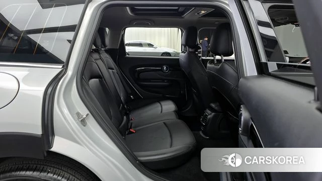 Mini Cooper Clubman 2022 Серебряный из Кореи, фото 3