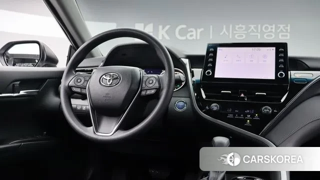 Toyota Camry (XV70) 2024 Серебряный из Кореи, фото 3