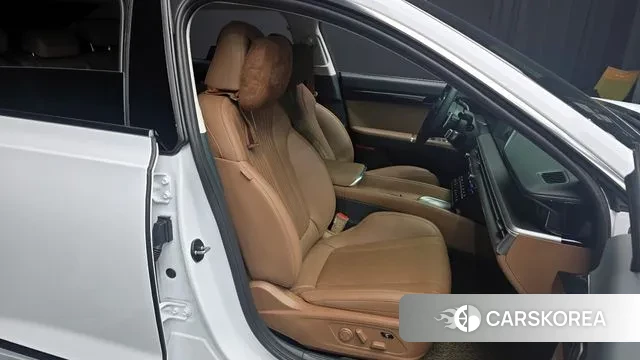 Hyundai Grandeur (GN7) 2025 Белый из Кореи, фото 3