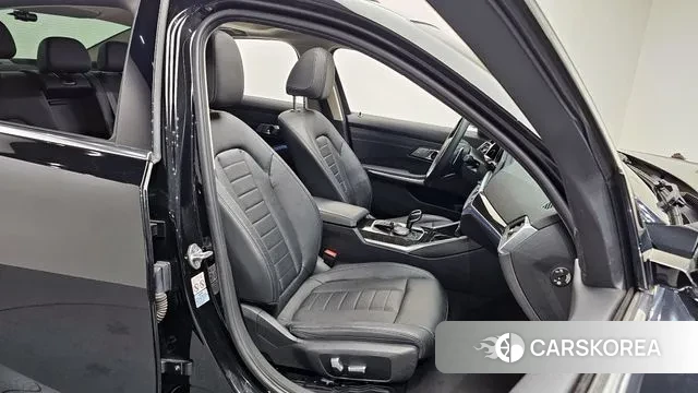 BMW 3 Series (G20) 2021 Черный из Кореи, фото 3