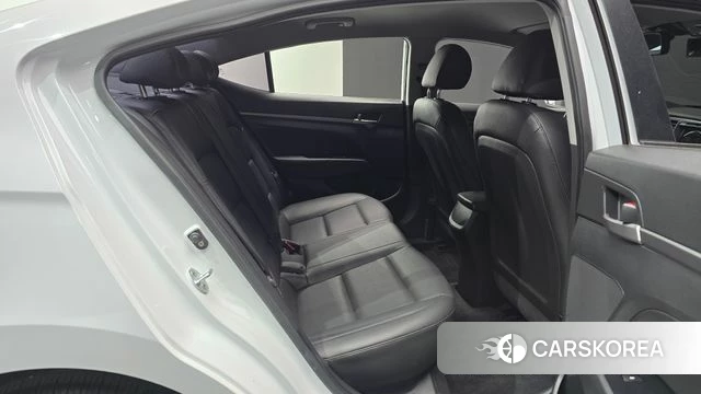 Hyundai Avante AD 2018 Белый из Кореи, фото 3