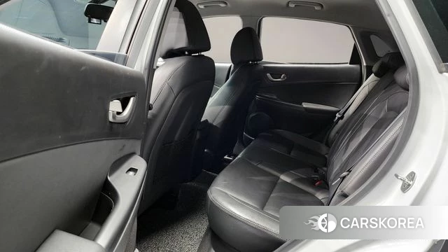 Hyundai Kona 2018 Белый из Кореи, фото 3