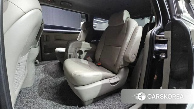 Kia The New Carnival 2018 Серый из Кореи, фото 3