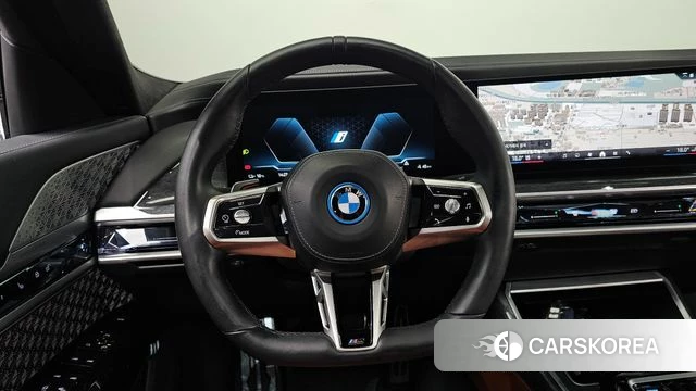 BMW i7 (G70) id 4456734 из Кореи 3